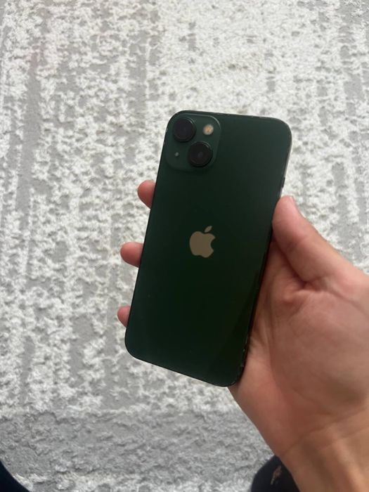 Айфон 13 в идеале 128gb