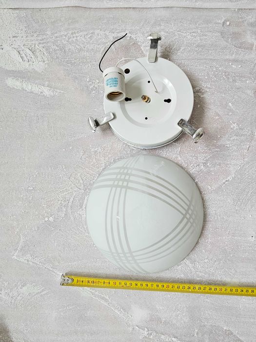 Plafoniera alba cu glob din sticla model modern 30 cm