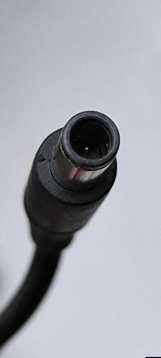 Оригинално зарядно за лаптоп Dell 90W и HP 90W