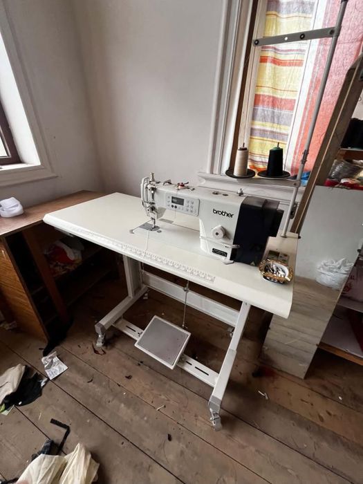 Продам Промышленную швейную машинку