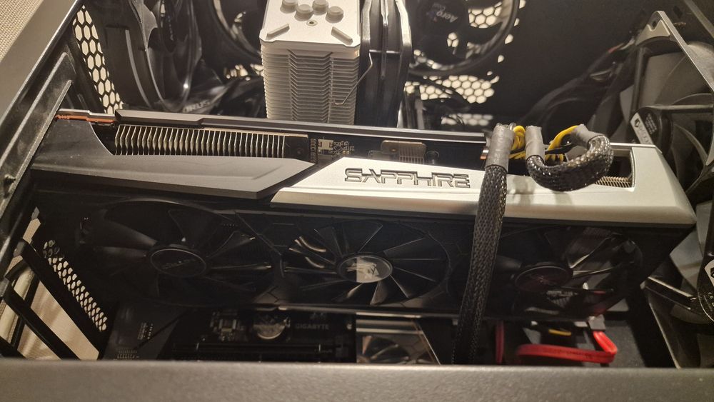 Rx 5700 xt (аналог 3060)