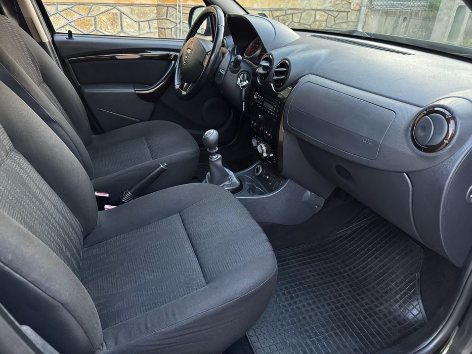Dacia duster 4x4 2012 1.6 16v kilometri reali!stare impecabila.