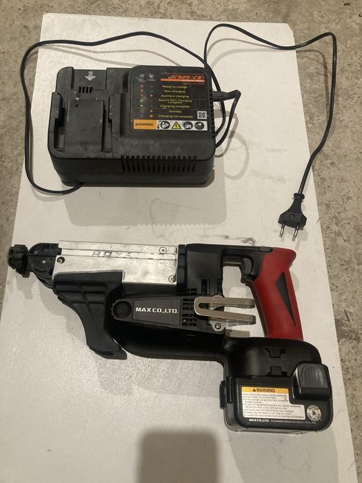 Masina de insurubat Max PJCD 5551 14,4V