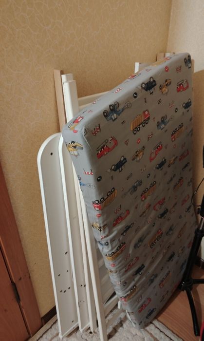 Кроватка детская