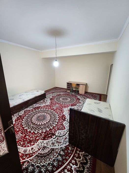 Uy o'zimniki!!!  7qavatli liftli domning 4-qavatida joylashgan 101m2