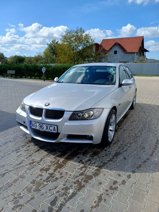 Dezmembrez bmw e 90