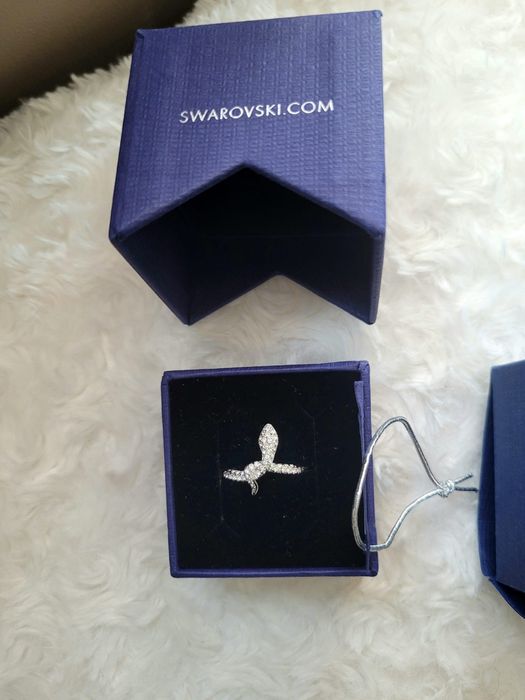Inel Swarovski marimea 52