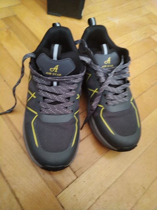 Air star обувки нови