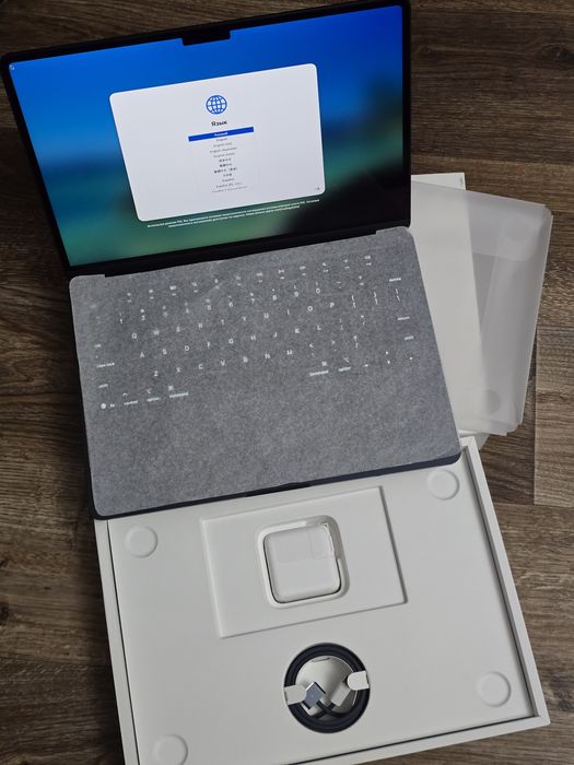 MacBook Air Pro M3/M4/M5 новые