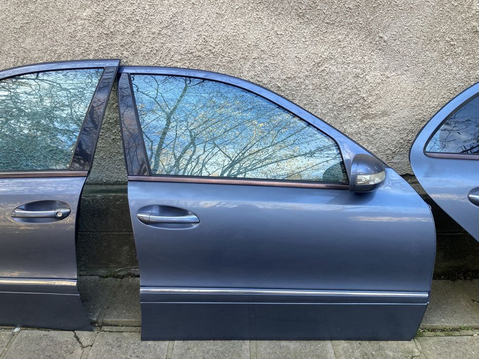 Врати W211 Предни и Задни Седан Mercedes
