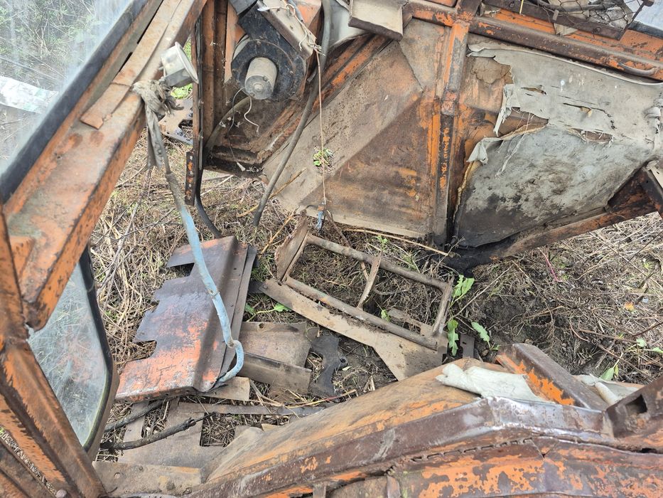 Vând cabină tractor u 650