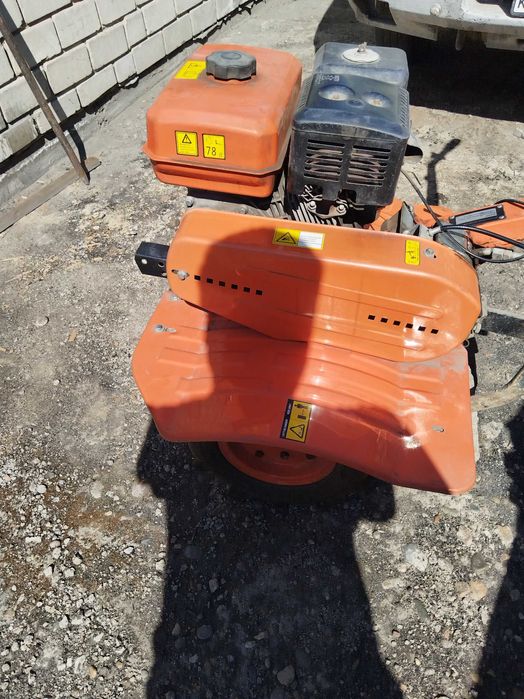 Продам мотоблок P.I.T .. 7.5 л/с