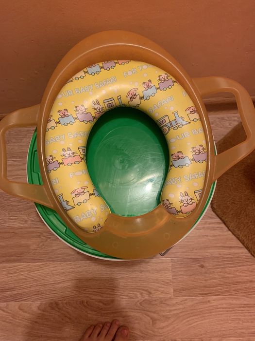 Сидушку для туалета для малышей