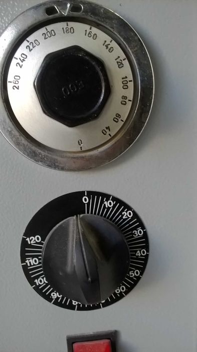 Стерилизатор под налягане и сух стерилизатор