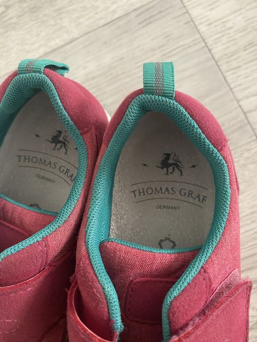 Кросовки новые на мальчика