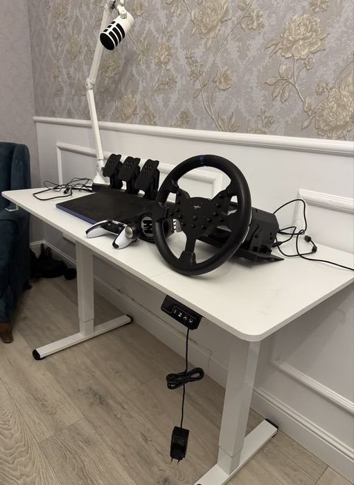 Продам компьютерный стол Rltmix