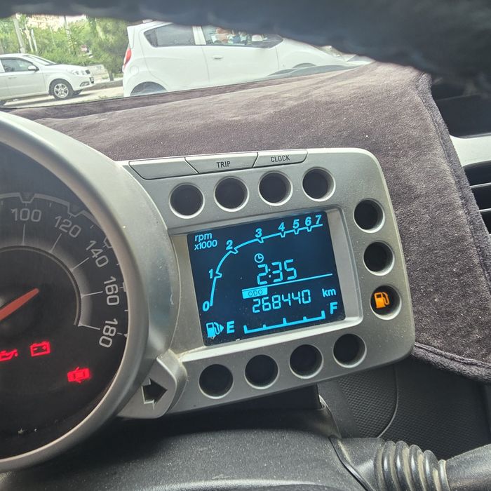 Chevrolet Spark 2012 — 4