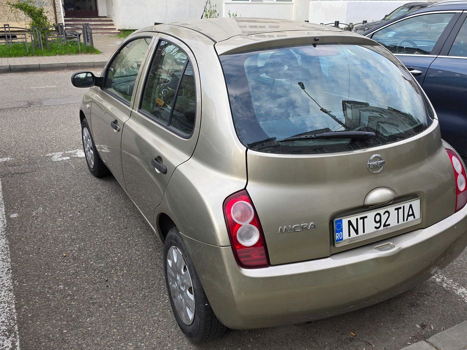 Autoturism Nissan Micra 2005
