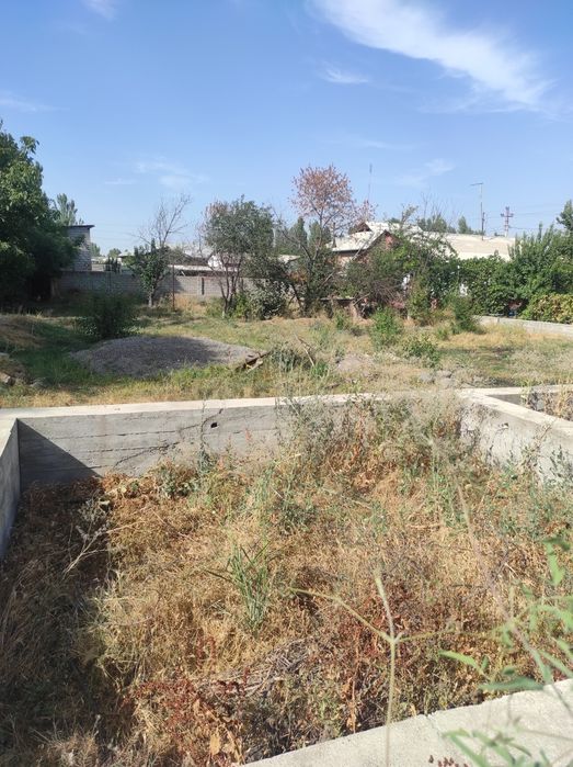 Продам участок в юкоричирчик районе