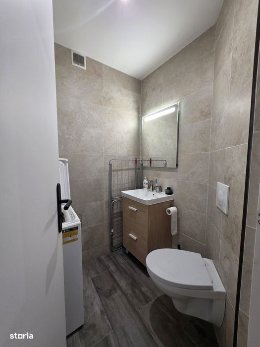 Apartament 3 camere decomandate, zona Campului