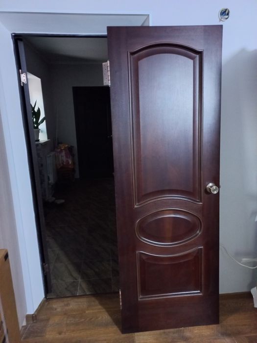 Продаются межкомнатные двери