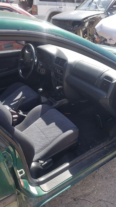 Мазда 323 1.5 бензин на части