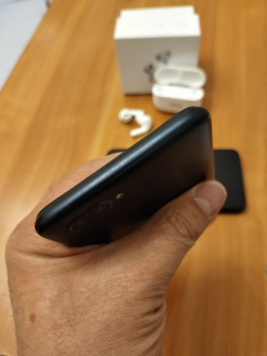 Oppo A12..+науш.