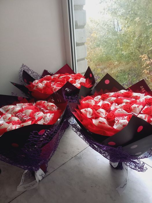 Сладкие букеты из конфет