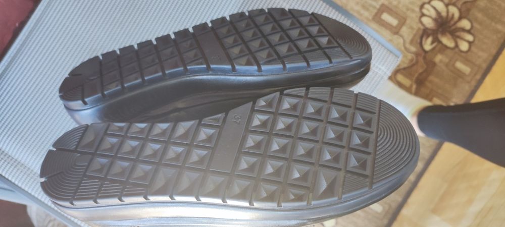 Боти от естествена кожа