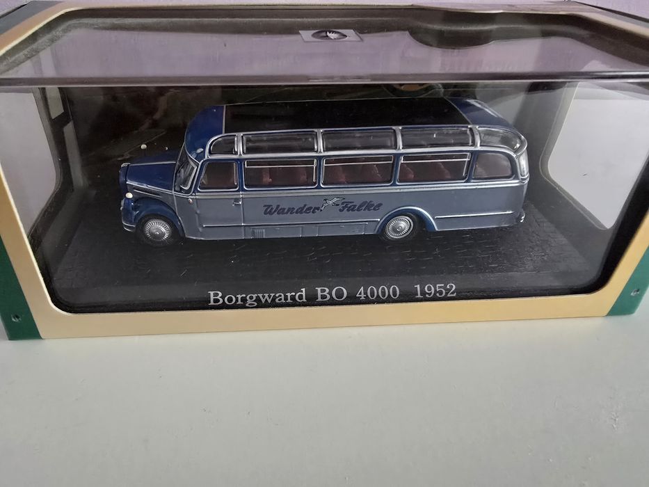 Macheta Autobuz Borgward 1/87