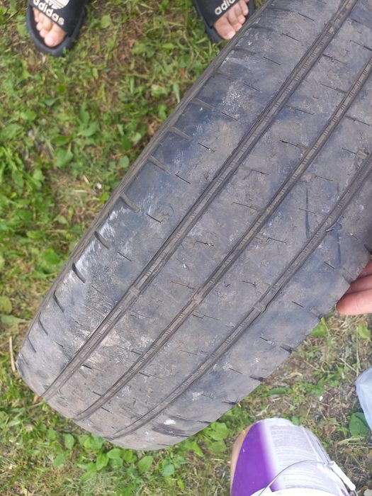 Продам покрышку бу