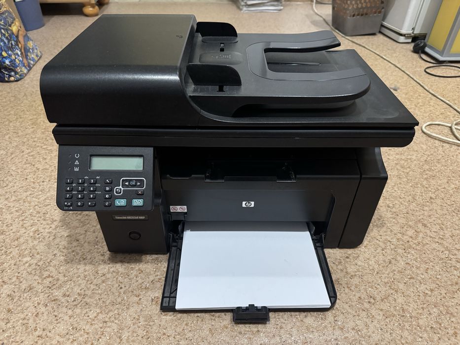 МФУ (Принтер, сканер, копир) HP 11311