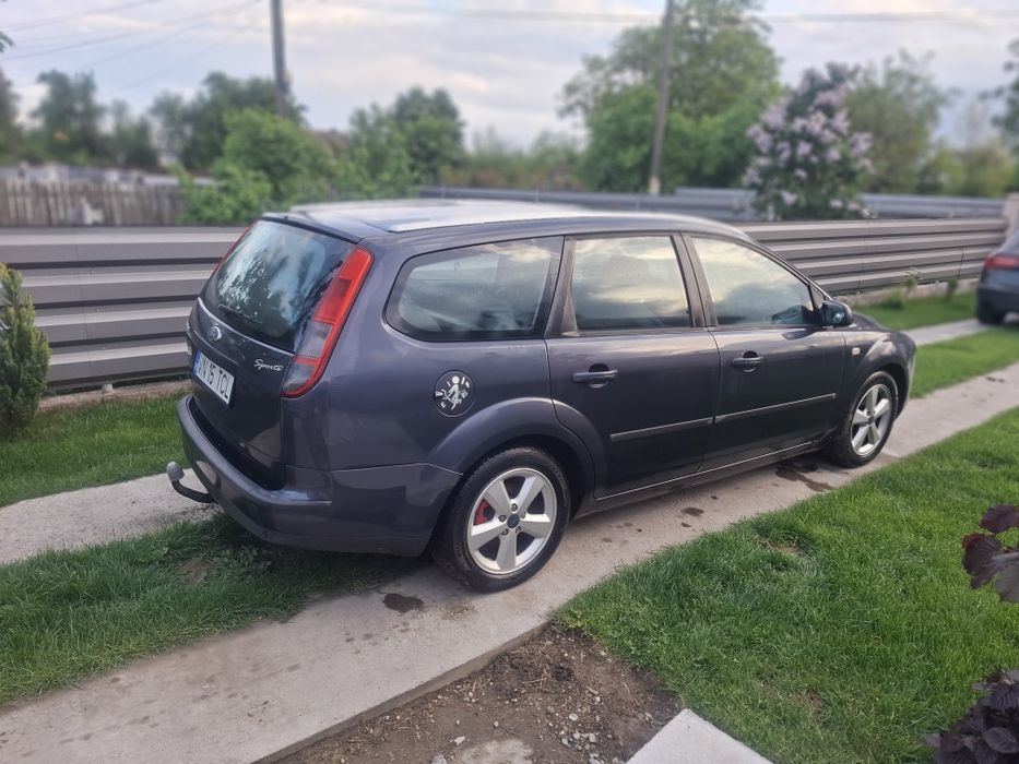 Vând Ford Focus 2