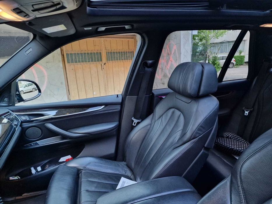 BMW X5 xDrive30d 258CP/Panoramic /Harman Kardon /Head-Up GermanEdition