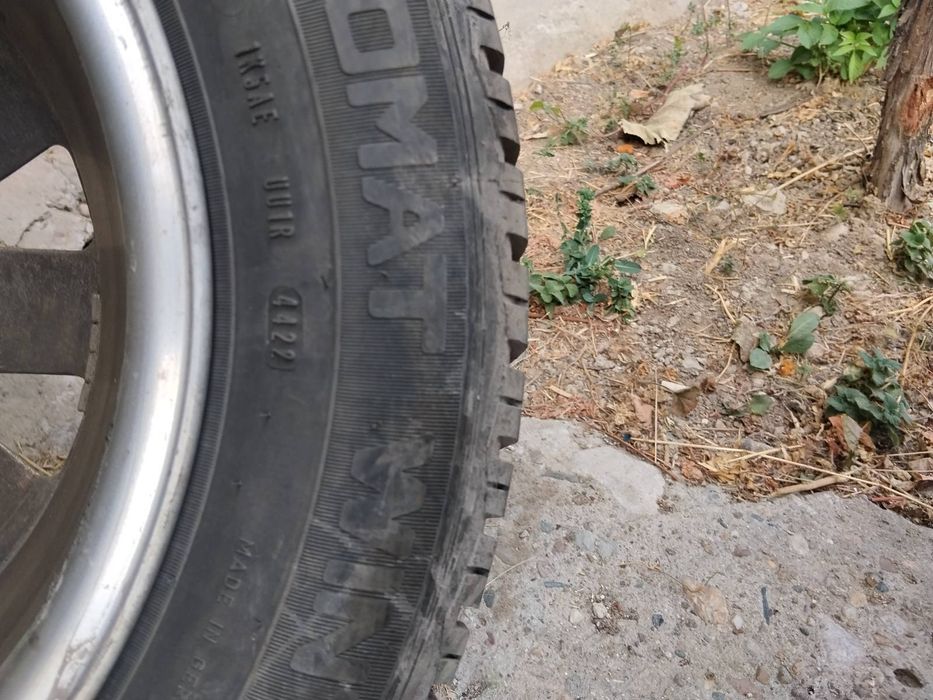 Джанти с гуми за Ауди