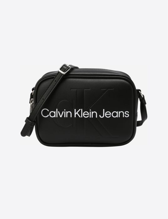 Малка чанта за през рамо