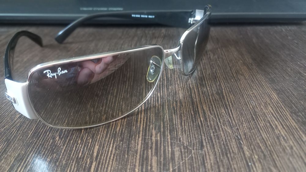 Солнцезащитные очки Ray-ban новые (оригинал)