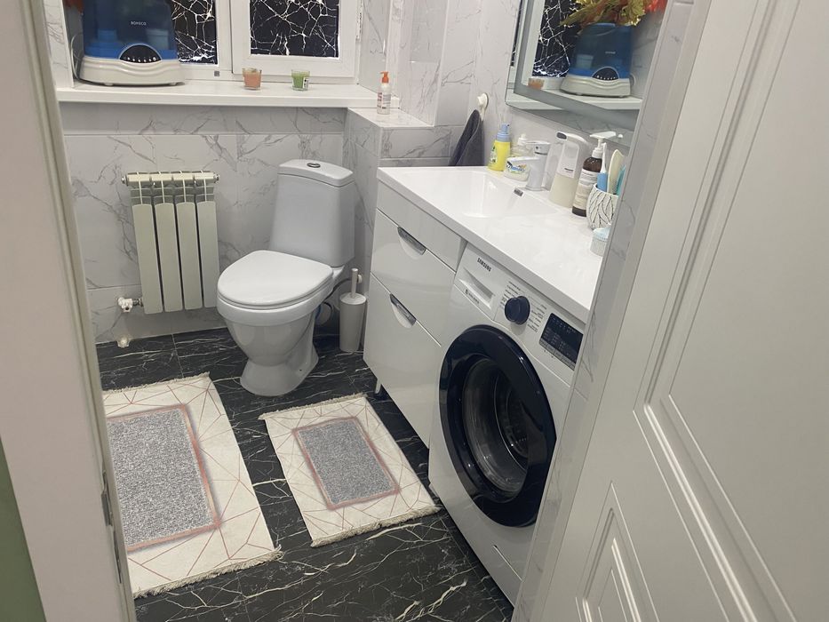 Большой коммерческий дом .