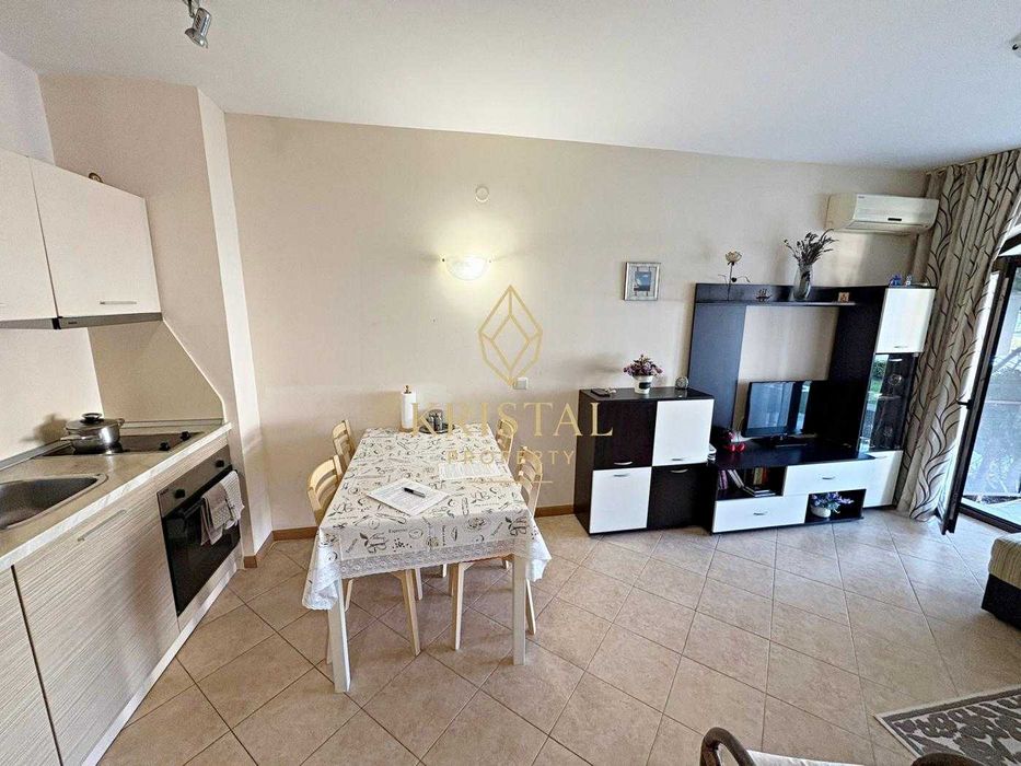 Продава се Двустаен апартамент в к.к. Слънчев бряг - 50 кв.м за 1820 €/кв.м - Снимка #5