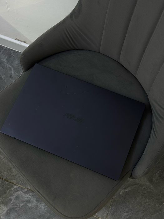 Офисный ASUS ExpertBook
