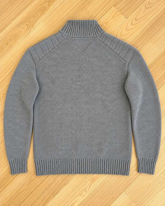 Tommy Hilfiger pulover bărbătesc gri cu fermoar 1/4 și emblemă brodată, 100% bumbac, mărimea M