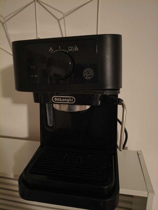 Espressor defect De Longhi Stilosa 1,1Wat,15 bari