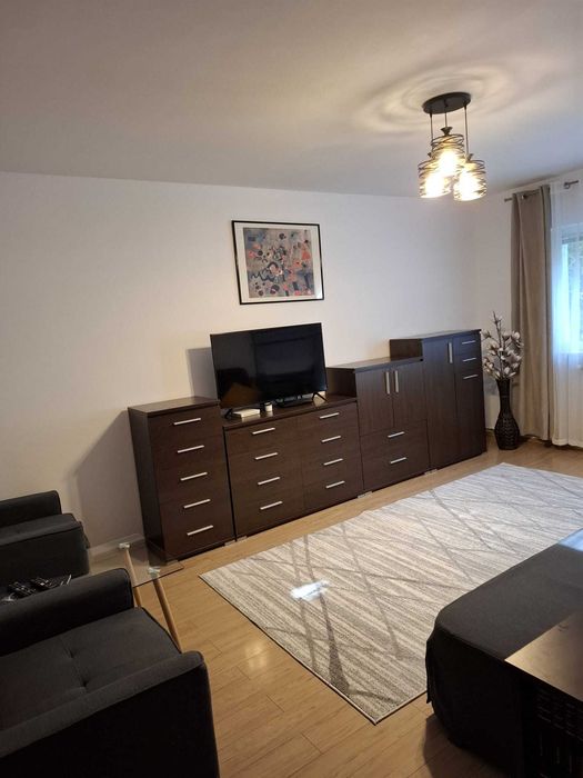 Apartament 2 camere Aviatiei de inchiriat