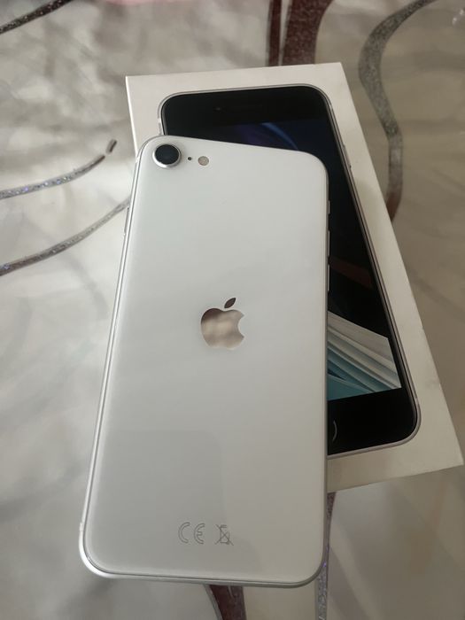 Iphone SE 64GB белый