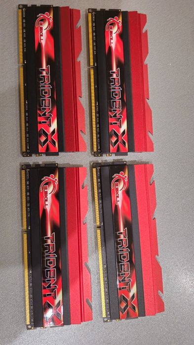G Skill Trident X Рам памет Кит от 4x 8 gb = 32gb.  DDR 3  на 2400mt/s