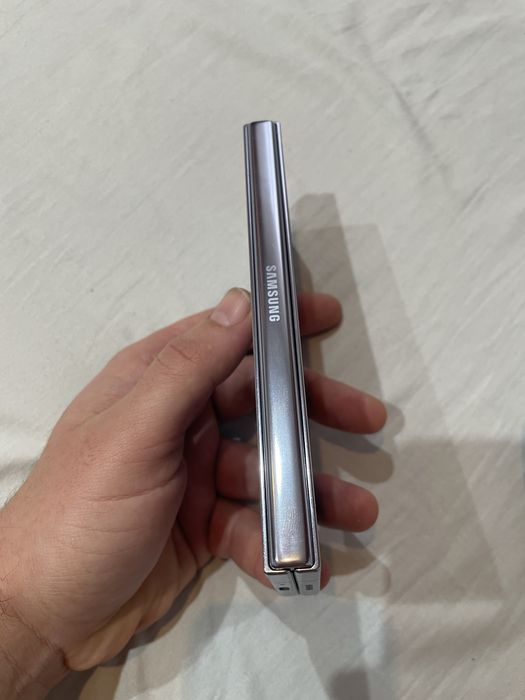 Samsung galaxy fold 5