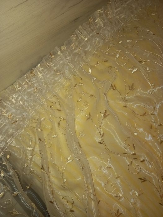 Пердета - 2 броя и един брой за врата-70лв.