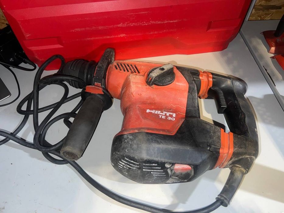 Сетевой перфоратор Hilti TE 30-AVR