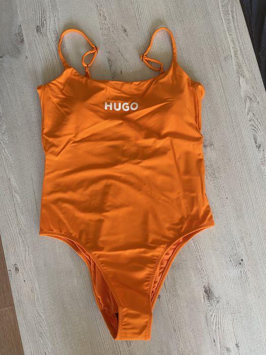 Нов оригинален бански Hugo L и XL