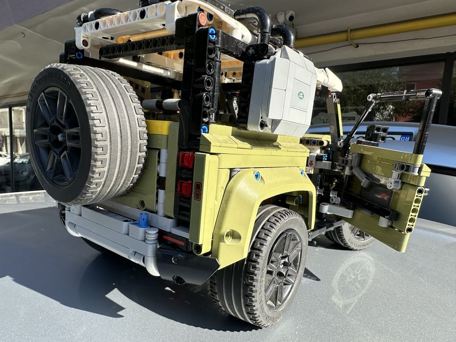 Lego technic landrover